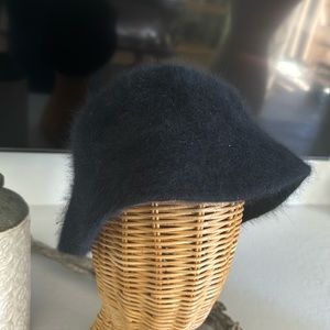 Angora black hat NWOT